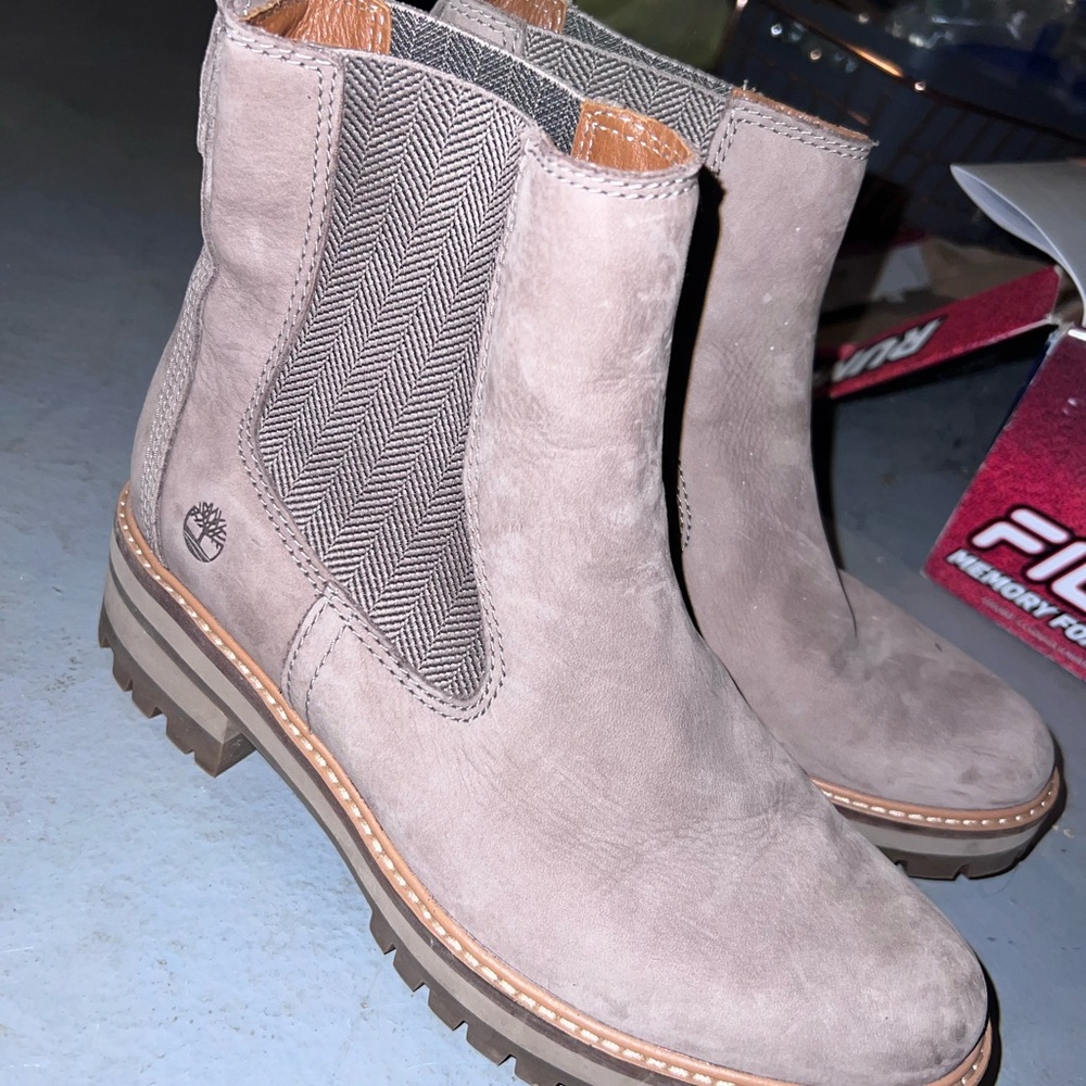 Timberland Light Brown Chelsea Ankle Boots